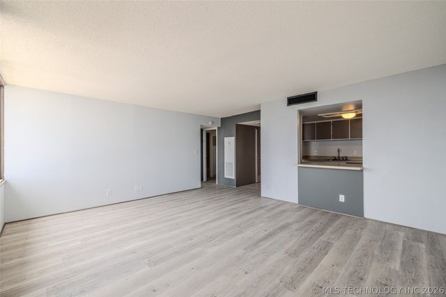 410 W 7th Street 1729, Tulsa, OK 74119