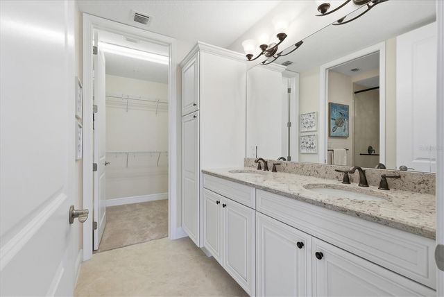 395 ARUBA CIRCLE 303, Bradenton, FL 34209