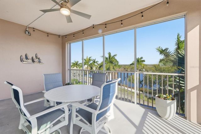 395 ARUBA CIRCLE 303, Bradenton, FL 34209