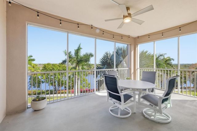 395 ARUBA CIRCLE 303, Bradenton, FL 34209