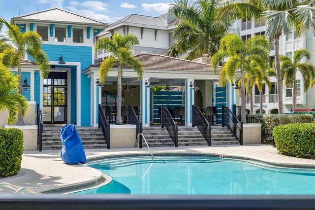 395 ARUBA CIRCLE 303, Bradenton, FL 34209