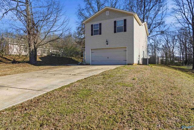 311 Jacks Road, New Market, AL 35761