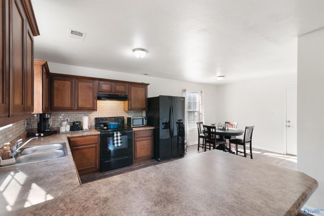 311 Jacks Road, New Market, AL 35761