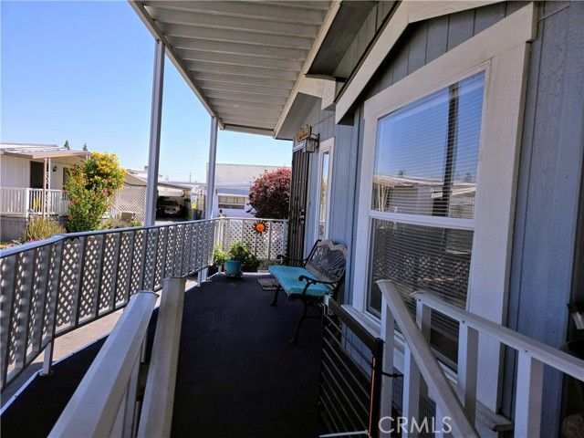 21001 Plummer Street 19, Chatsworth (los Angeles), CA 91311