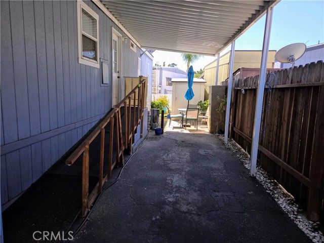 21001 Plummer Street 19, Chatsworth (los Angeles), CA 91311