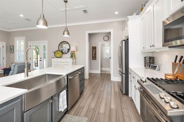 135 Mohr Club Drive, Darien, GA 31305