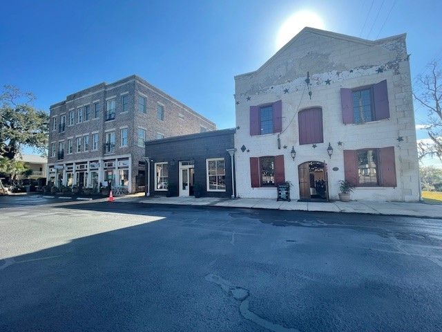 135 Mohr Club Drive, Darien, GA 31305