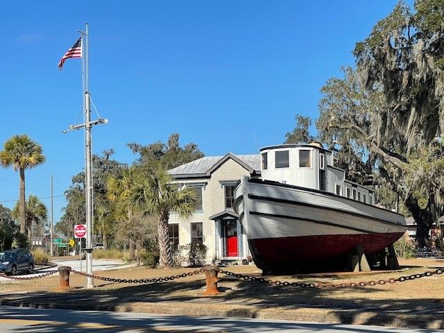 135 Mohr Club Drive, Darien, GA 31305