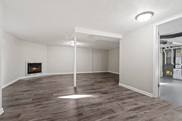 3321 Tucson Drive, Cedar Falls, IA 50613