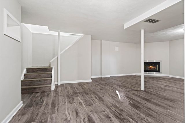 3321 Tucson Drive, Cedar Falls, IA 50613