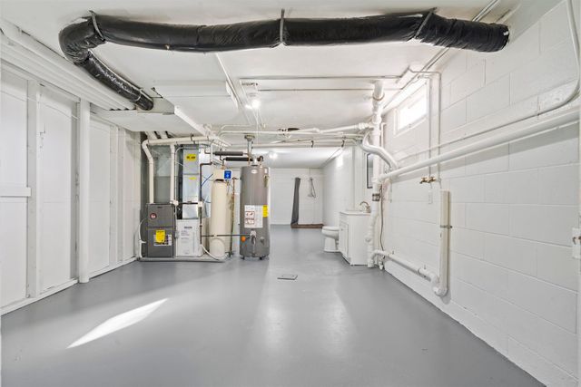 3321 Tucson Drive, Cedar Falls, IA 50613