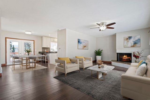 3321 Tucson Drive, Cedar Falls, IA 50613