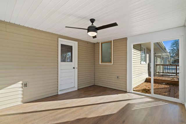 3321 Tucson Drive, Cedar Falls, IA 50613