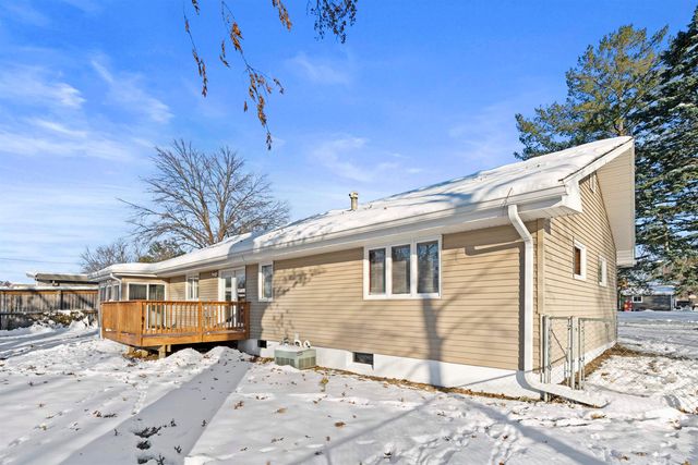 3321 Tucson Drive, Cedar Falls, IA 50613