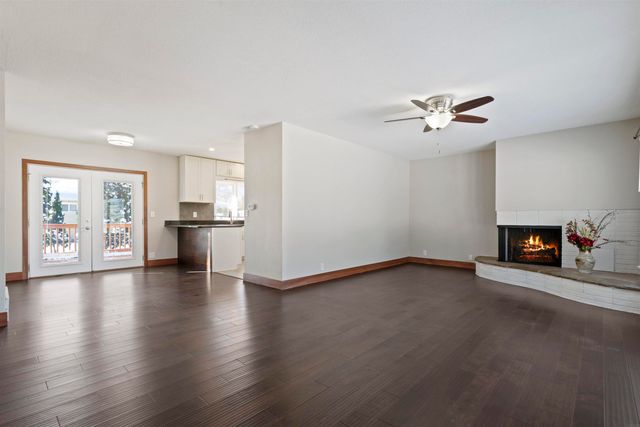 3321 Tucson Drive, Cedar Falls, IA 50613