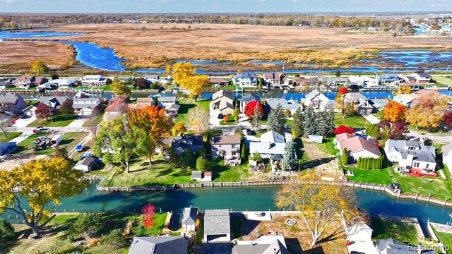 39100 E Archer Drive, Harrison Twp, MI 48045