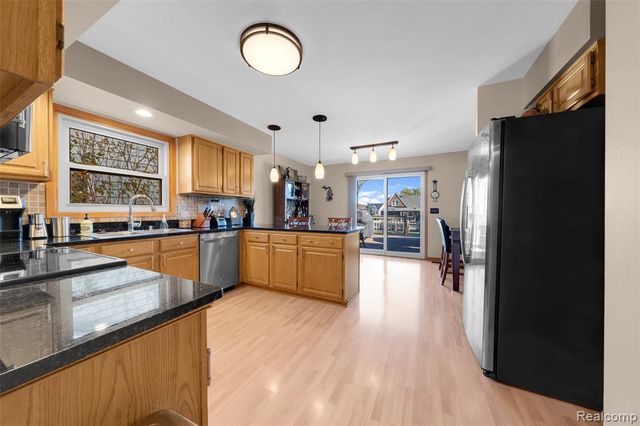 39100 E Archer Drive, Harrison Twp, MI 48045