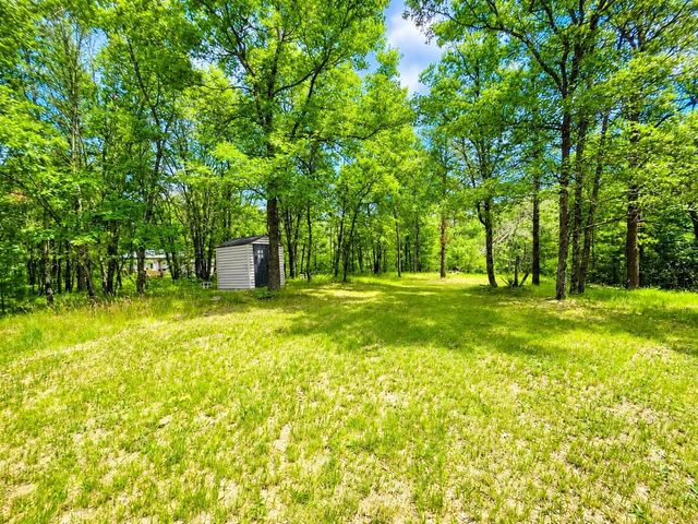 950 W Trout Valley Road, Hancock, WI 54943