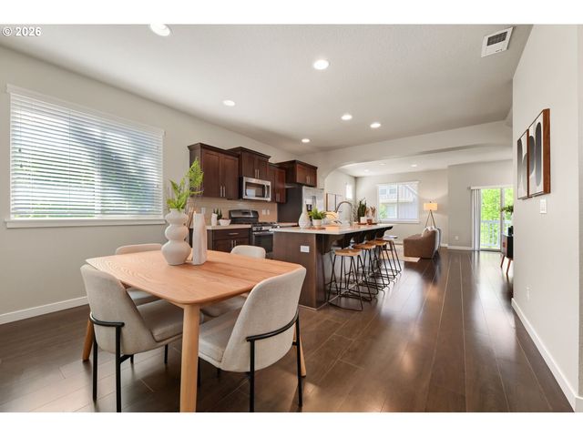 14020 Sw BURLWOOD Ln, Beaverton, OR 97005
