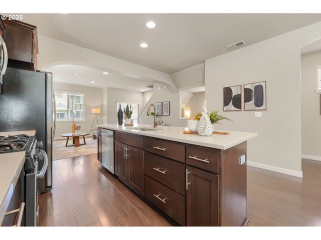 14020 Sw BURLWOOD Ln, Beaverton, OR 97005