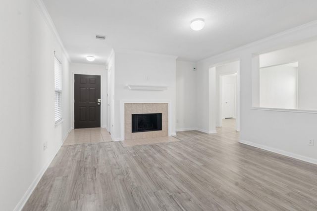 2658 Skyview Downs Drive, Houston, TX 77047