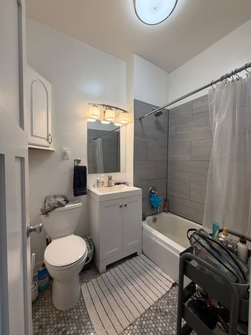 3339 W Adams Street 3E, Chicago, IL 60624