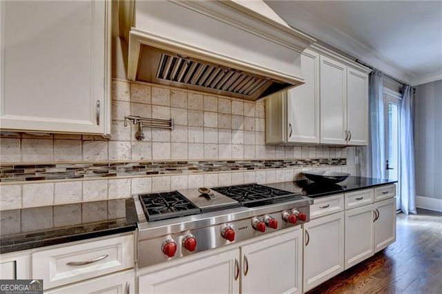 215 Penrith Place, Atlanta, GA 30350