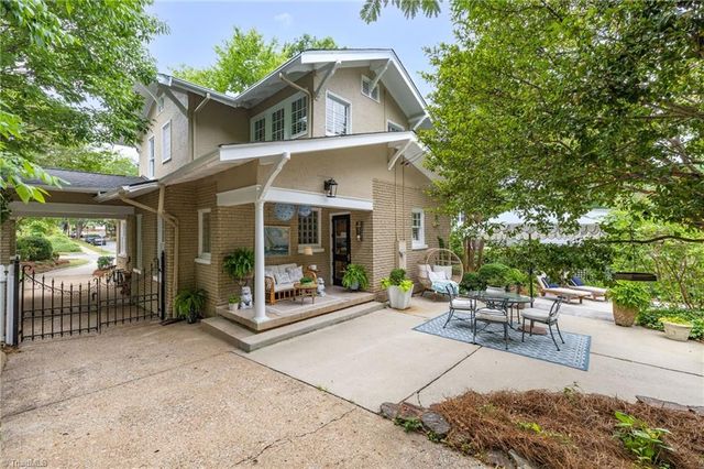 910 Courtland Street, Greensboro, NC 27401
