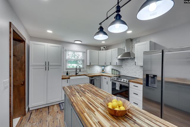 112 Community Drive, Lexington, SC 29073