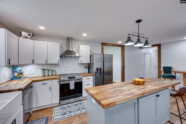 112 Community Drive, Lexington, SC 29073