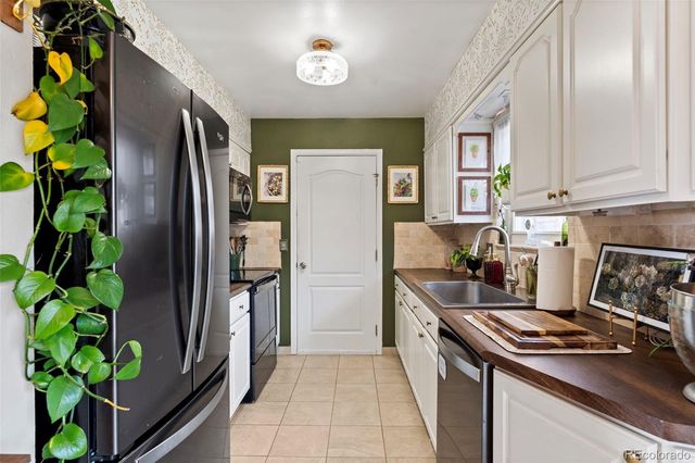 9830 Croke Drive, Northglenn, CO 80260