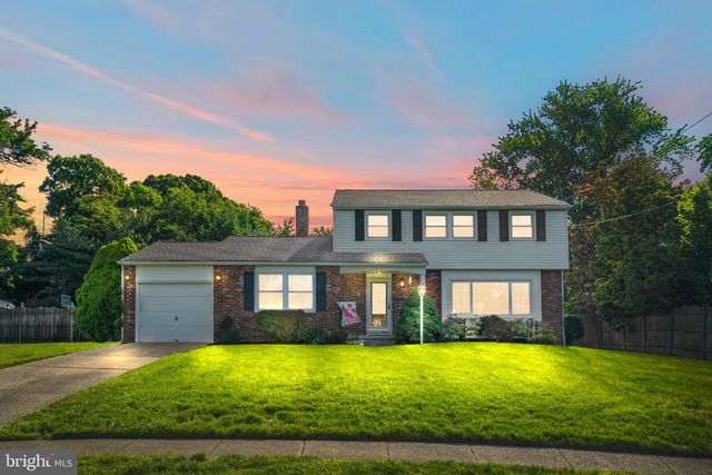 3 LINDEN CT, Turnersville, NJ 08012