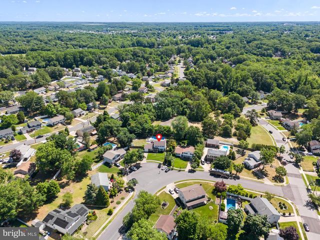 3 LINDEN CT, Turnersville, NJ 08012