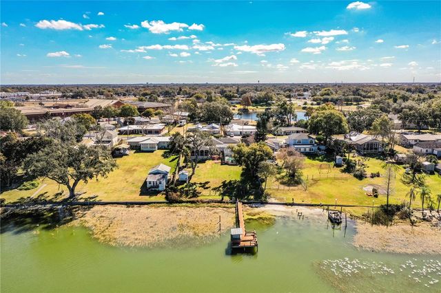 331 BAY STREET, Auburndale, FL 33823