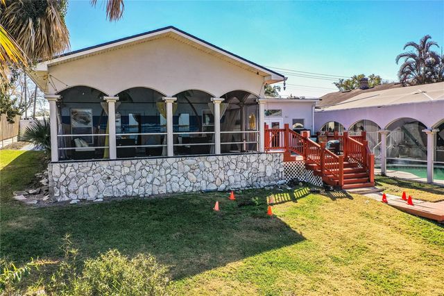 331 BAY STREET, Auburndale, FL 33823