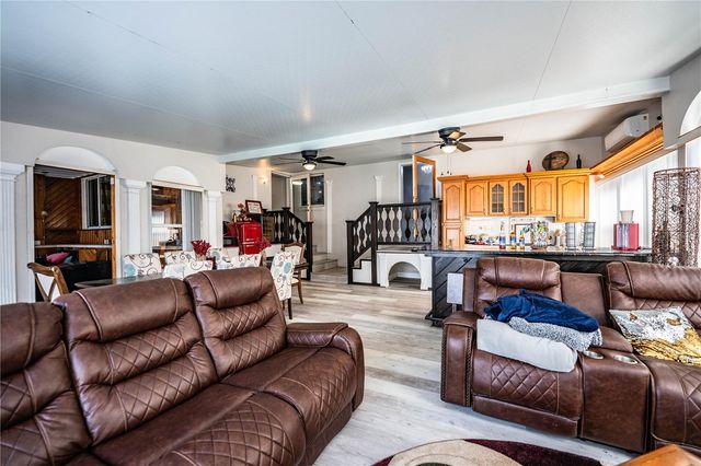 331 BAY STREET, Auburndale, FL 33823