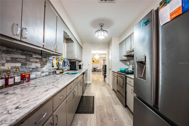 331 BAY STREET, Auburndale, FL 33823