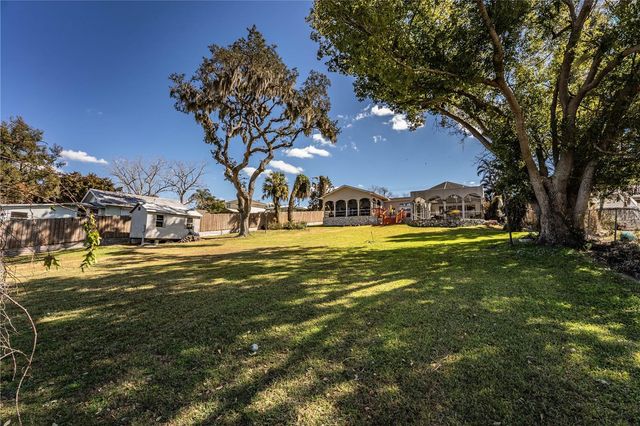 331 BAY STREET, Auburndale, FL 33823