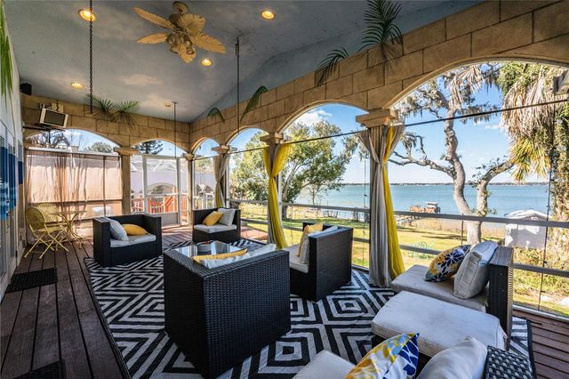 331 BAY STREET, Auburndale, FL 33823