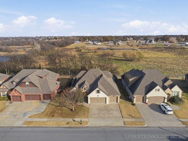 4239 S 188th East Avenue, Tulsa, OK 74134