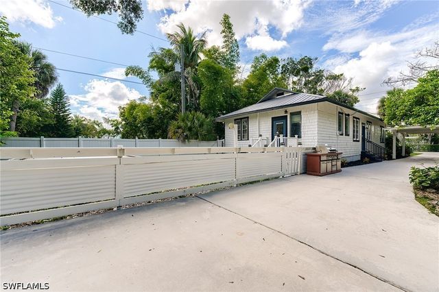 10811 Dean ST, Bonita Springs, FL 34135