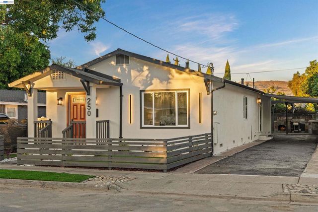 250 San Antonio Ct, San Jose, CA 95116