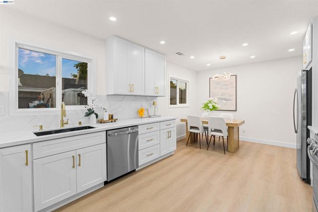 250 San Antonio Ct, San Jose, CA 95116
