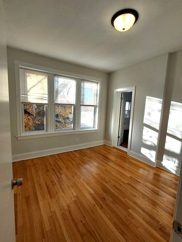1255 N Harding Avenue 2S, Chicago, IL 60651