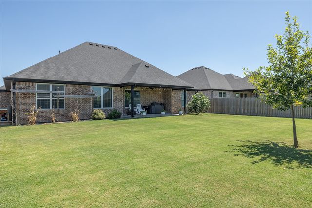 1813 Bergman Road, Pea Ridge, AR 72751