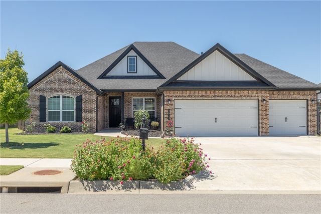 1813 Bergman Road, Pea Ridge, AR 72751