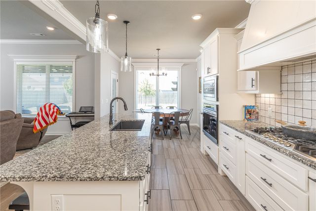 1813 Bergman Road, Pea Ridge, AR 72751