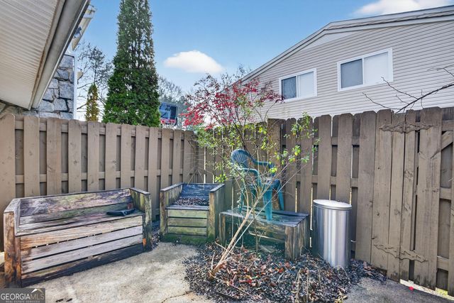 1464 A Ne Pine Log Road, Conyers, GA 30012