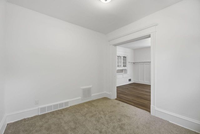 2954 N 19TH STREET, Milwaukee, WI 53206