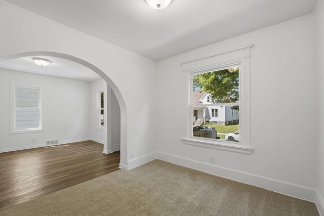 2954 N 19TH STREET, Milwaukee, WI 53206